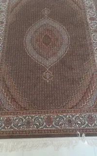 فرش ۹متری گردوی ۷۰۰شانه اعلا