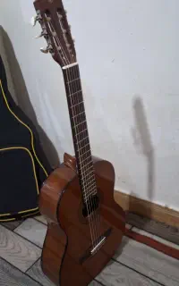 گیتار یاماها اصلی C40