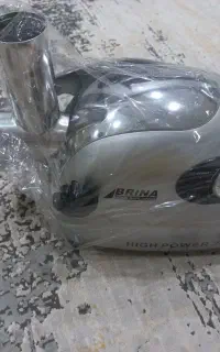 چرخ گوشت برینا در حد نو