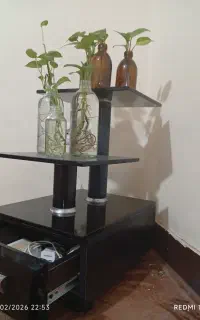 میز تلفن و استند گل