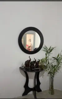 آینه و میز جلو