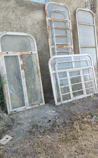 درب و پنجره آهنی