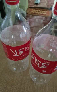 باطری نوشابه تمیز