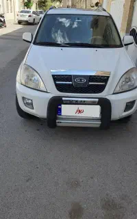 ام وی ام ایکس ۳۳ درحد