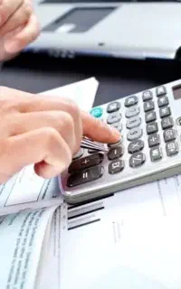 مشاوره مالی و انجام کلیه کارها و خدمات حسابداری‌