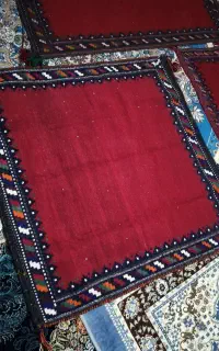 سفره فرش سنتی دست بافت