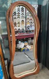 اینه دفرمه چوبی