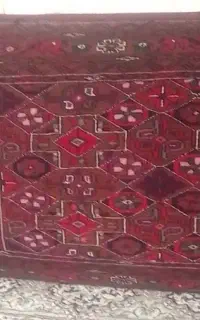 یک جفت پشتی دست بافت