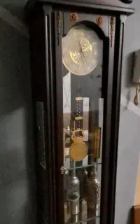 ساعت ایستاده