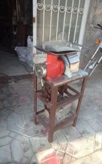 گریل ذغالی.سرخ‌کن/خلال کن.چرخ‌گوشت.هود