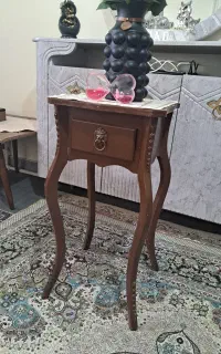 میز تلفن سالم