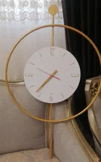 ساعت دیواری