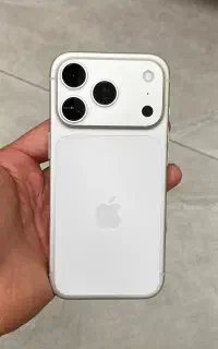 ایفون ۱۷ پرو ۲۵۶ گیگ درحد نو  iphone 17pro 256 ZAA