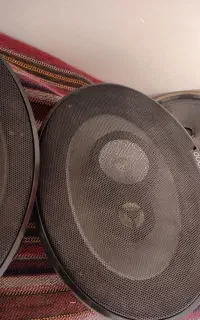یک جفت باند کنوود و بلندگو ۴۰۵