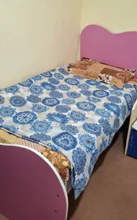 تخت نوجوانی دخترانه