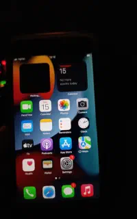 آیفون 7plus کاملا سالم باتری ۱۰۰ درصد