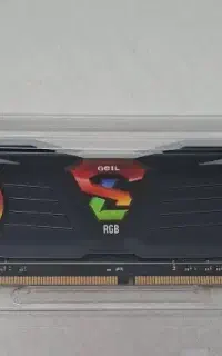 رم DDR4 کامپوتر GEIL اصلی آکبند 3200/8GB RGB
