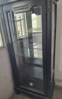 ویترین چوبی