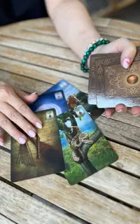 فال قهوه فال تاروت و شمع تراپی رونیک