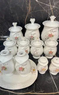 ظروف آشپزخانه