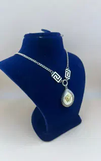 گردنبند ورساچ طلا