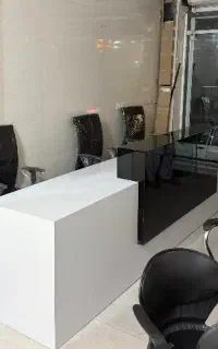 فروش فوری میز کانتر/6 عدد کشو/هایگلاس