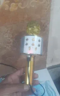 اسپیکر ومیکروفن