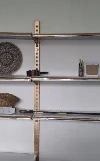 قفسه فلزی و پایه