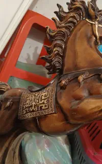 مجسمه اسب قشنگ وسالم از گچ کار هنری