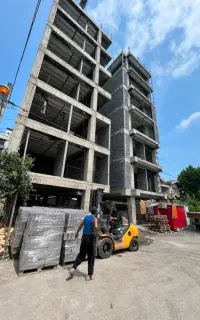 تخلیه بار با لیفتراک