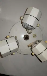 چراغ سه لامپی