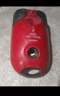 جارو برقی در حد نو مکش عالی۱۶۰۰ قرمز تازه تعمیر