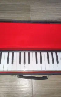 ساز بادی کلید دار MELODION M36