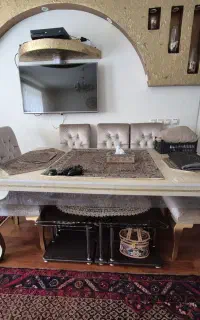 میز ناهار خوری هشت نفره