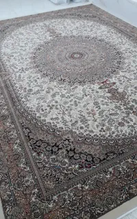 قالی ۷۰۰شانه