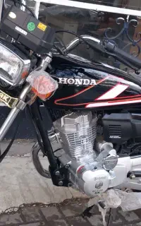 موتورسیکلت تیزتک پیشرو ۱۲۵