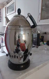 سماور ۸ لیتری گازی در حد نو