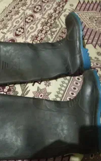 چکمه سالمه نو سایز 42