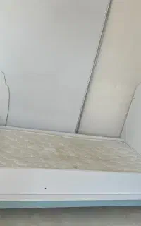 تخت خواب کودک وشلف