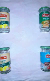 تعدادی شیشه نیم و یک کیلو
