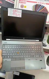 لپتاپcore i7رم8هاردssd  گرافیک‌مجزا6Gباضمانت