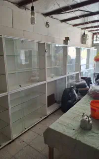 ویترین مغازه