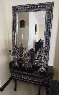کنسول آیئنه و شمعدان