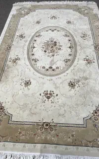 دو‌ عدد فرش ۶ متری