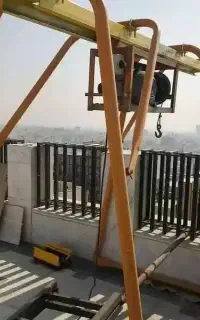 بالابر ساختمانی و ریموت کنترل