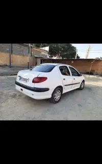 206اس دی تیوفایو صدتا کار دست اول معاوضه دارم