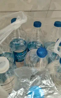 بطری نوشابه و آب معدنی