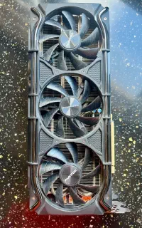 کارت گرافیک ۳۰۹۰ گینوارد فونیکس