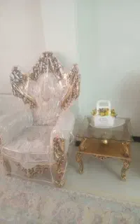 خانمی جهت امور منزل