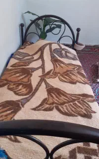 تختخواب فلزی